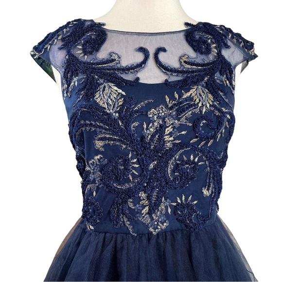 Marchesa Notte Embroidered Sequined Applique Sheer Tulle Formal Dress Navy Sz 2 - Picture 4 of 9